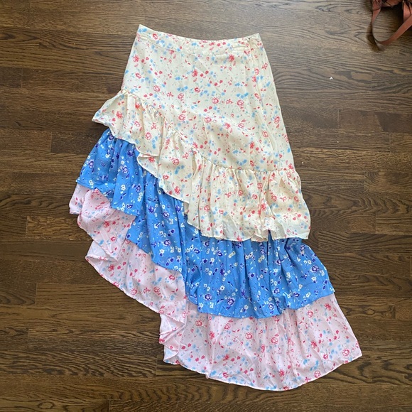 Tiered Floral Maxi Skirt - Picture 5 of 6